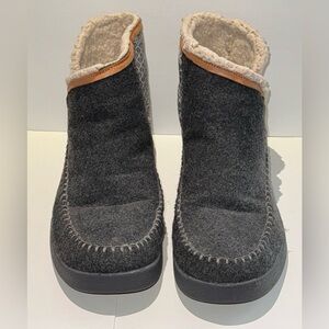 Sanuks Bootah Ojai Ankle Boots